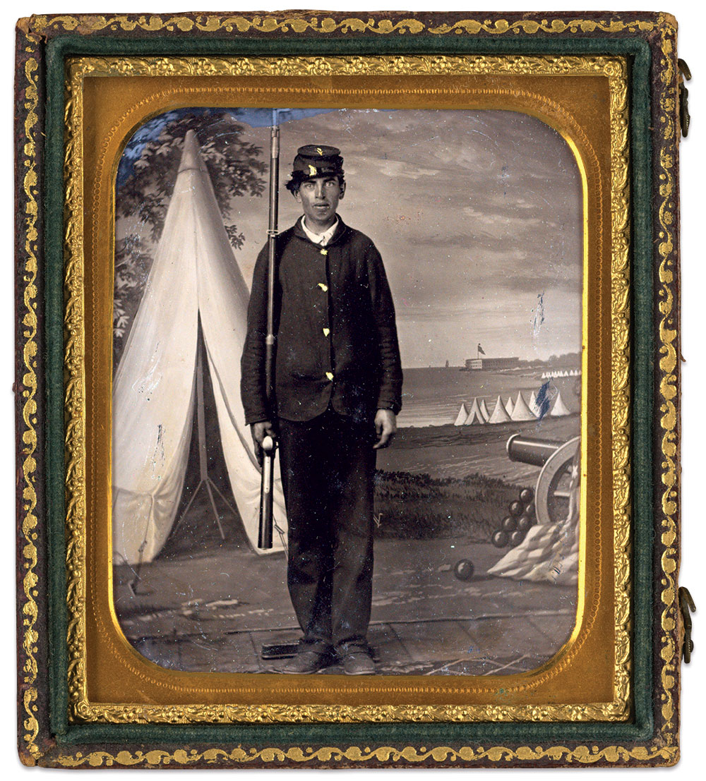 Unidentified soldier in the 16th 
Connecticut
Infantry.
Sixth-plate tintype. 
The Liljenquist Family Collection at the Library 
of Congress.